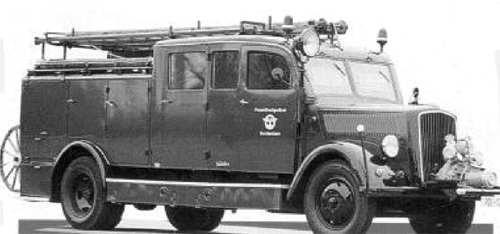 LF 15 Typ Sassnitz der Feuerwehr Nordenham. Die FFw Sassnitz bekam des erste Fahrzeug dieses Modell Ende der 1930er Jahre